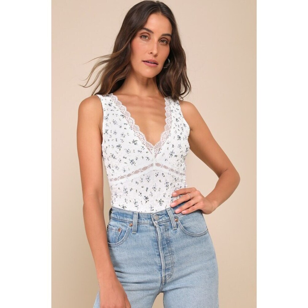 Lulus Beloved Cutie Ivory Floral Textured Lace Bodysuit White - Size M